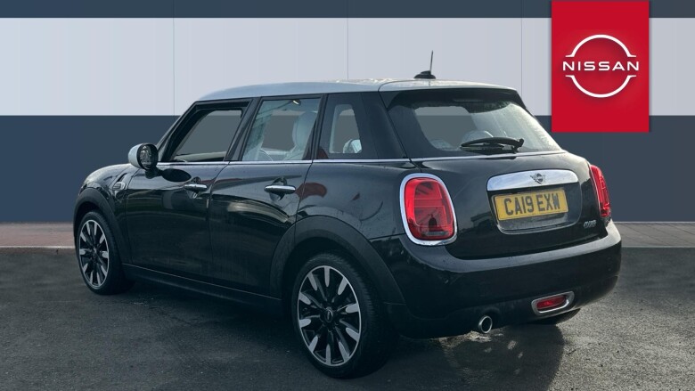 MINI Hatchback 1.5 Cooper Exclusive II 5dr Petrol Hatchback